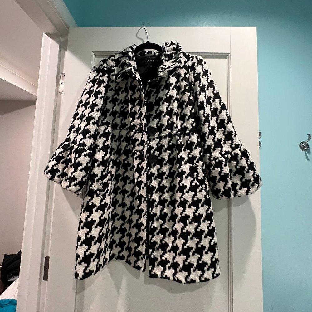 Chime Houndstooth Bell Sleeve Coat | Great Condition | Size M